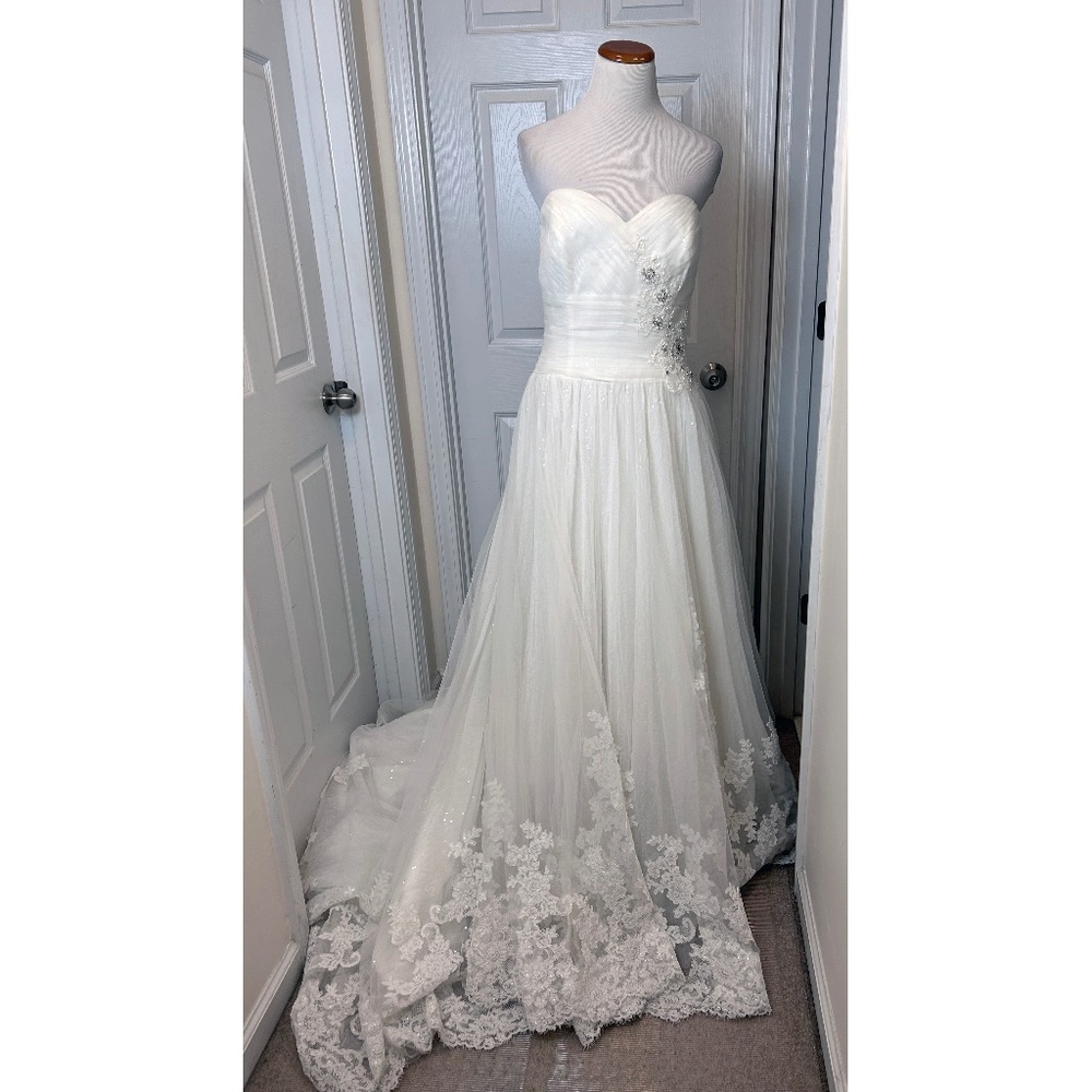 NWT! Bonny Bridal Ivory Wedding Gown, Rhinestone Sequin Lace Detail, Layered, 16